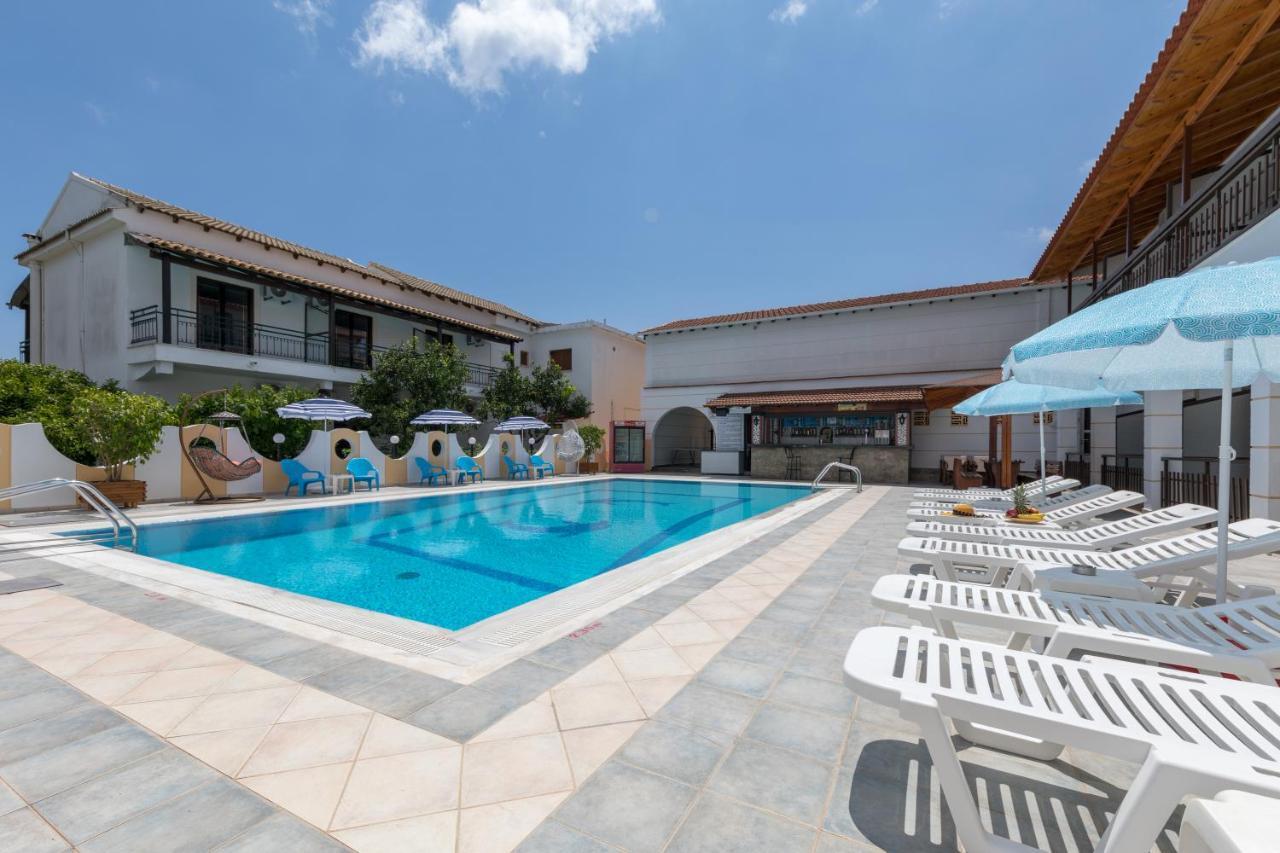 Lefkimi Hotel 卡沃斯 外观 照片
