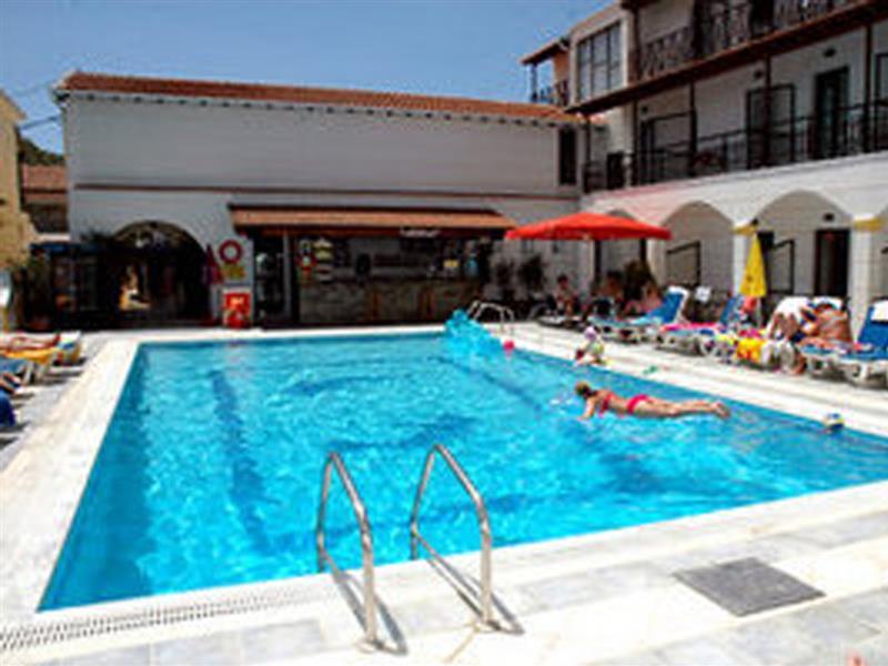 Lefkimi Hotel 卡沃斯 外观 照片