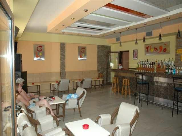 Lefkimi Hotel 卡沃斯 外观 照片