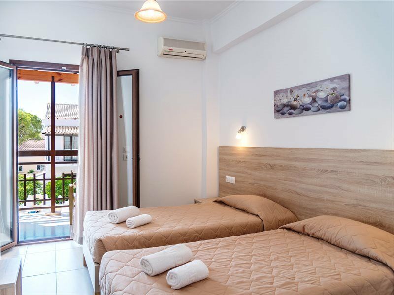 Lefkimi Hotel 卡沃斯 外观 照片